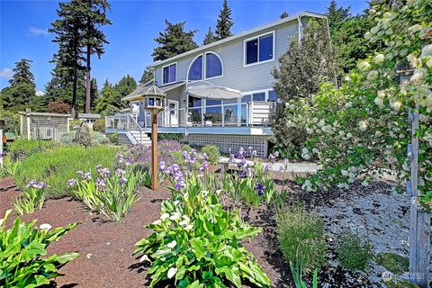 A home in Camano Island