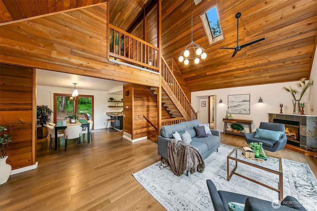 Photo of 36 211th Place SE, Sammamish, WA 98074 (MLS # 2370342)