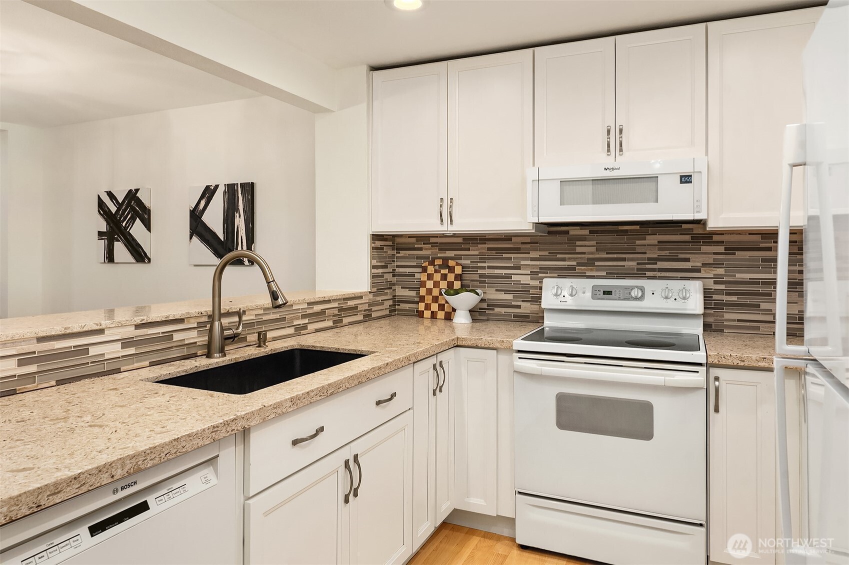 15600 116th Avenue NE O3