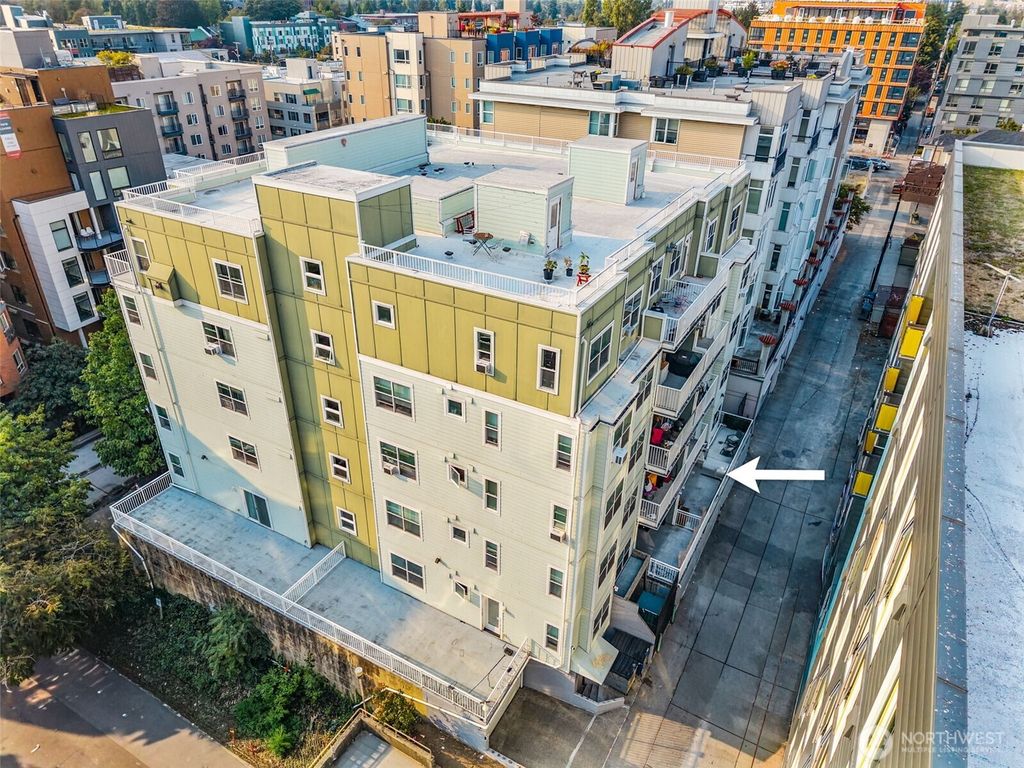 Photo of 4722 12th Avenue NE #203, Seattle, WA 98105 (MLS # 2440267)