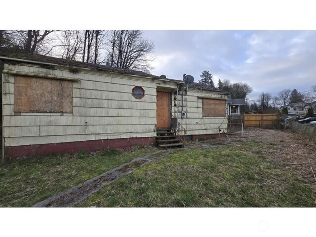 Photo of 4010 22nd Avenue SW, Seattle, WA 98106 (MLS # 2496259)