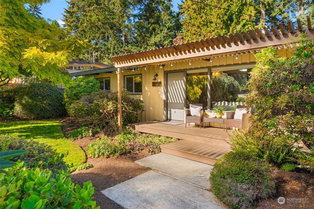 Photo of 3202 NE 163rd Street, Lake Forest Park, WA 98155 (MLS # 2300470)