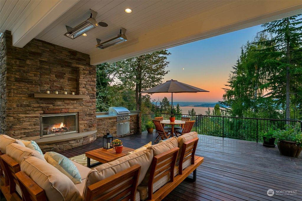 Photo of 7947 Lake View Lane, Mercer Island, WA 98040 (MLS # 2041196)