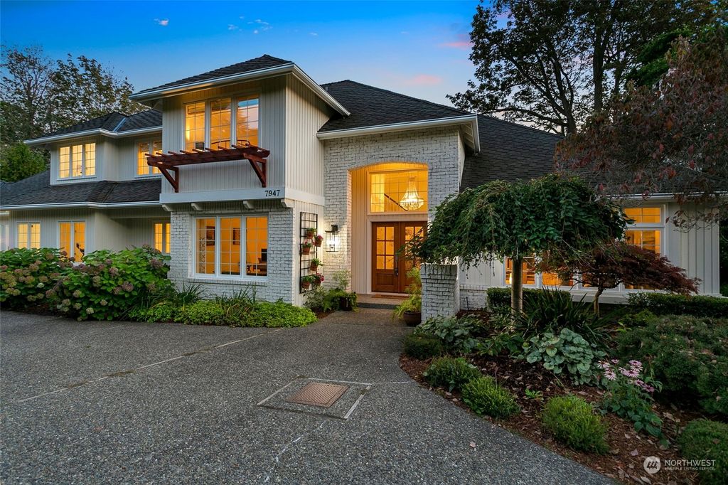Photo of 7947 Lake View Lane, Mercer Island, WA 98040 (MLS # 2041196)