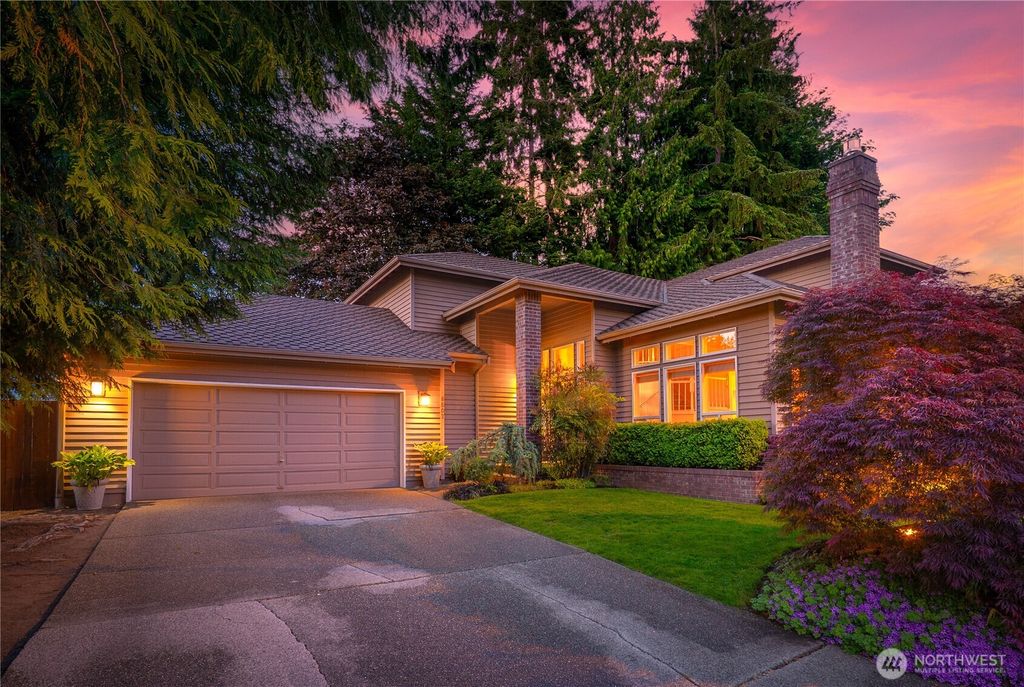 Photo of 8507 199TH PLACE SW Pl, Edmonds, WA 98026 (MLS # 2387437)