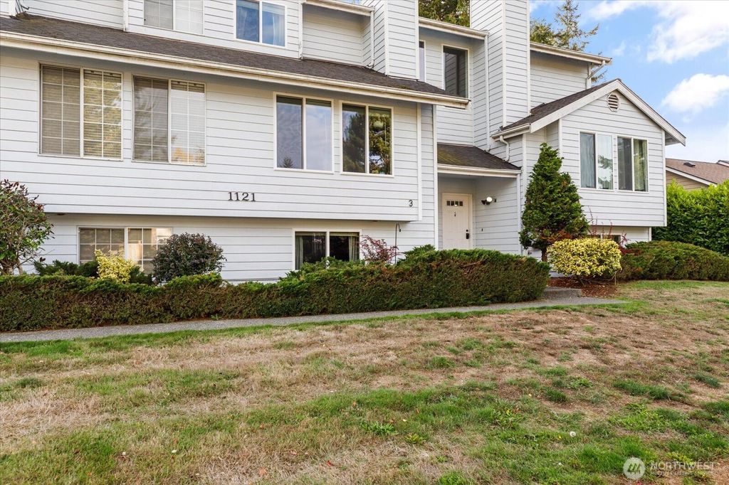 Photo of 1121 SW Barrington Drive #3, Oak Harbor, WA 98277 (MLS # 2443592)