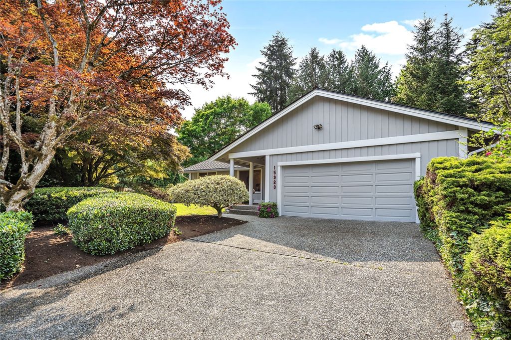 Photo of 15920 22nd Court SE, Mill Creek, WA 98012 (MLS # 2048444)