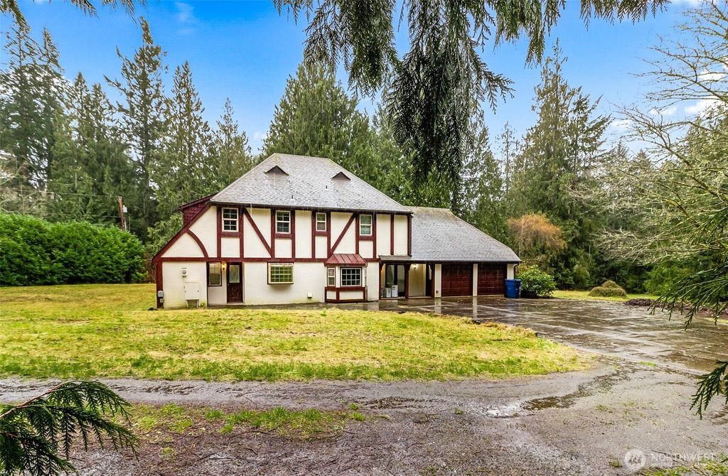 Photo of 15306 30th Drive NW, Stanwood, WA 98292 (MLS # 2318557)