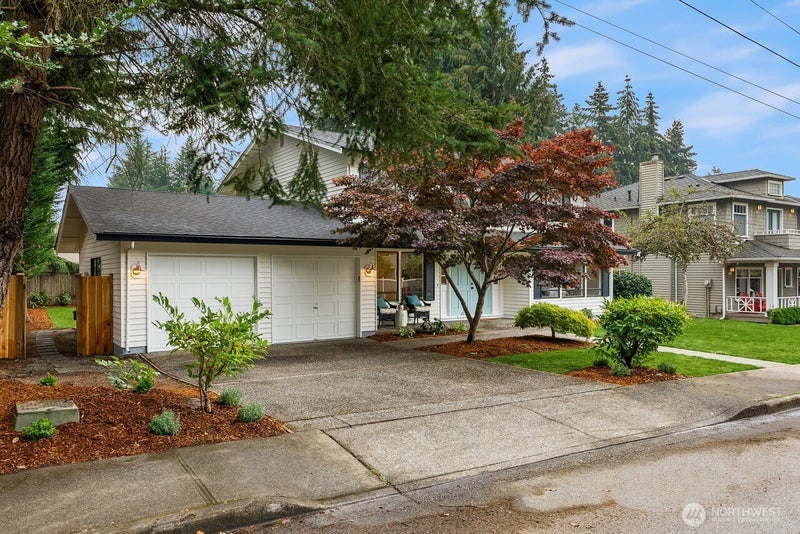 10703 NE 53rd Street