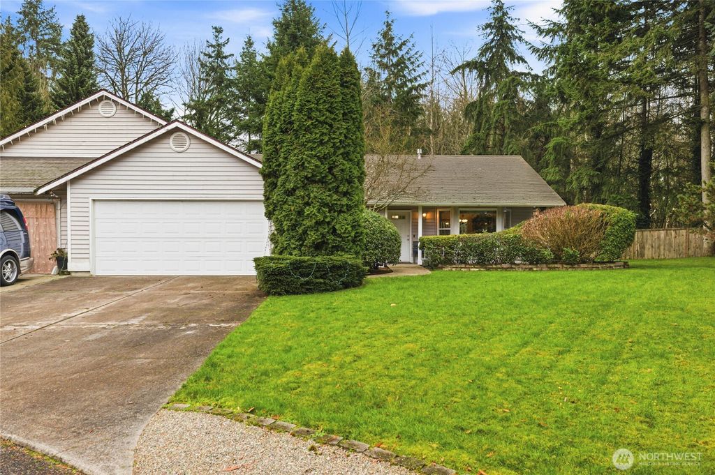 Photo of 13325 105th Avenue Ct E, Puyallup, WA 98374 (MLS # 2474728)