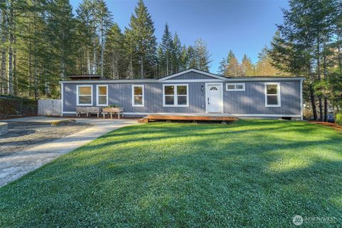 Photo of 42 E Mossflower Lane, Grapeview, WA 98546 (MLS # 2505577)
