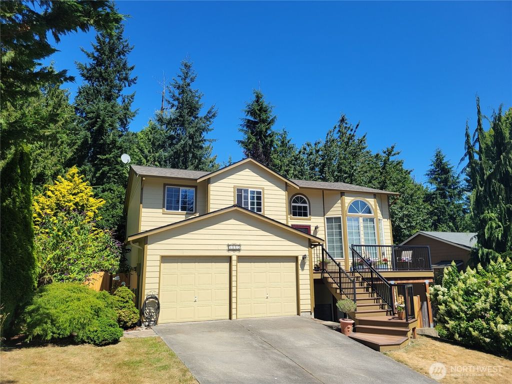 Photo of 9417 28th Street NE, Lake Stevens, WA 98258 (MLS # 2414261)