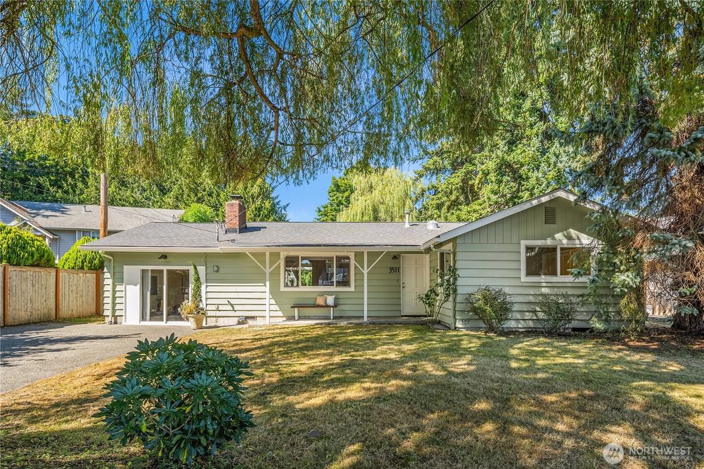 Photo of 3511 205th Place SW, Lynnwood, WA 98036 (MLS # 2419969)