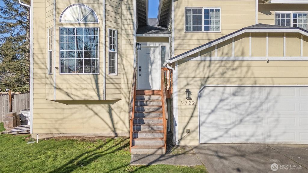 Photo of 9722 50th Avenue NE, Marysville, WA 98270 (MLS # 2470411)