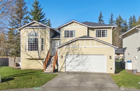 Photo of 9722 50th Avenue NE, Marysville, WA 98270 (MLS # 2470411)