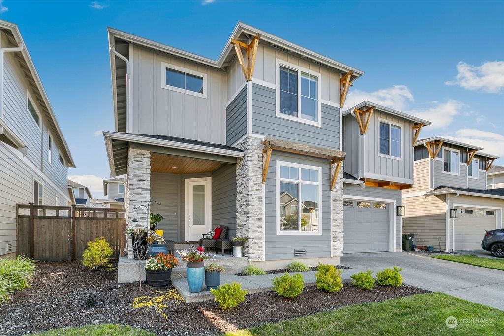 Photo of 33557 Juniper Avenue SE, Black Diamond, WA 98010 (MLS # 2148780)