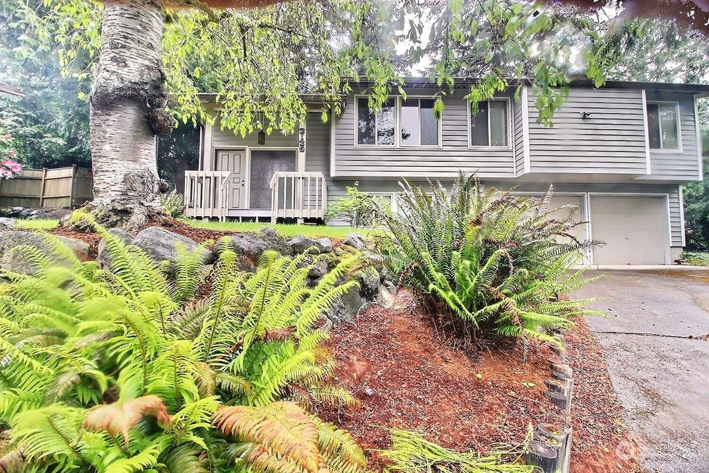 Photo of 2125 SW 308th Court, Federal Way, WA 98023 (MLS # 2236951)