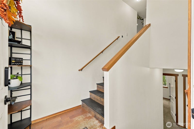109 E Pioneer Street