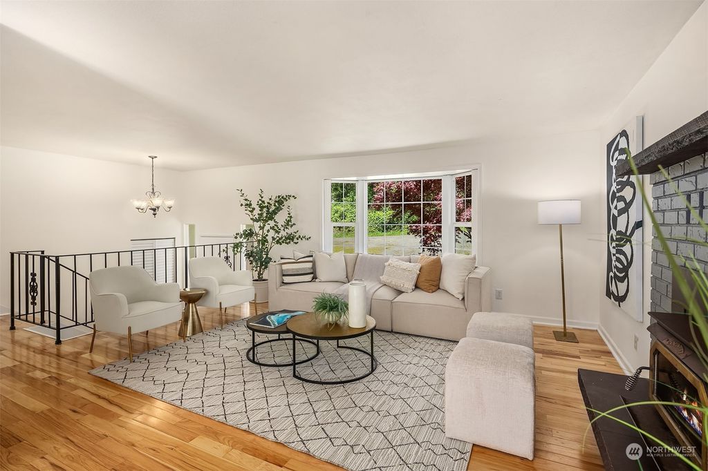 Photo of 20211 SE 157th Street, Renton, WA 98059 (MLS # 2227364)