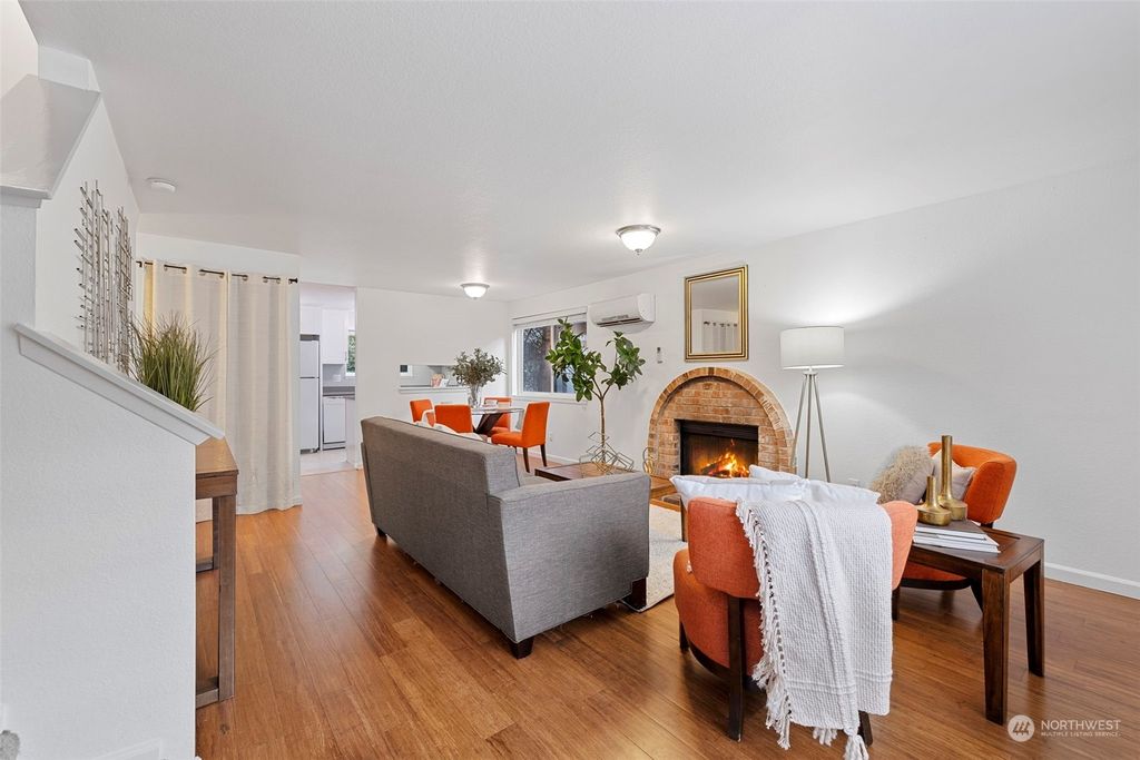 Photo of 14818 32nd Place S #8, SeaTac, WA 98168 (MLS # 2172082)