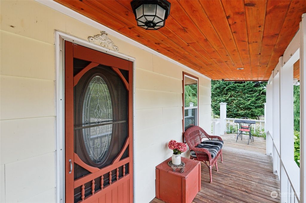Photo of 27124 35th Avenue NE, Arlington, WA 98223 (MLS # 2291116)