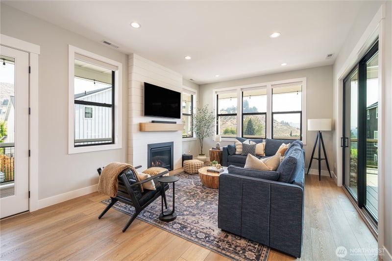 201 Bluebell Lane