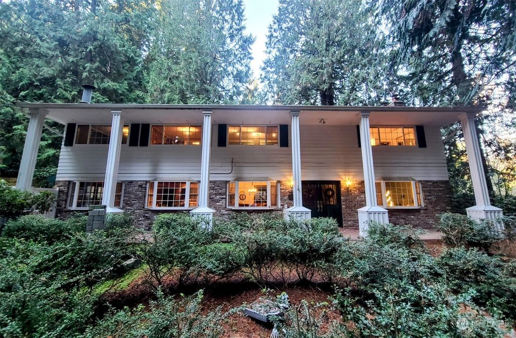 Photo of 3825 140th Avenue NE, Bellevue, WA 98005 (MLS # 2182295)