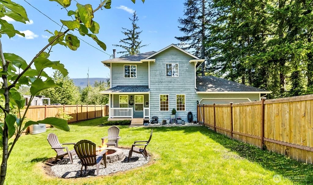 Photo of 315 Linda Avenue, Gold Bar, WA 98251 (MLS # 2385839)