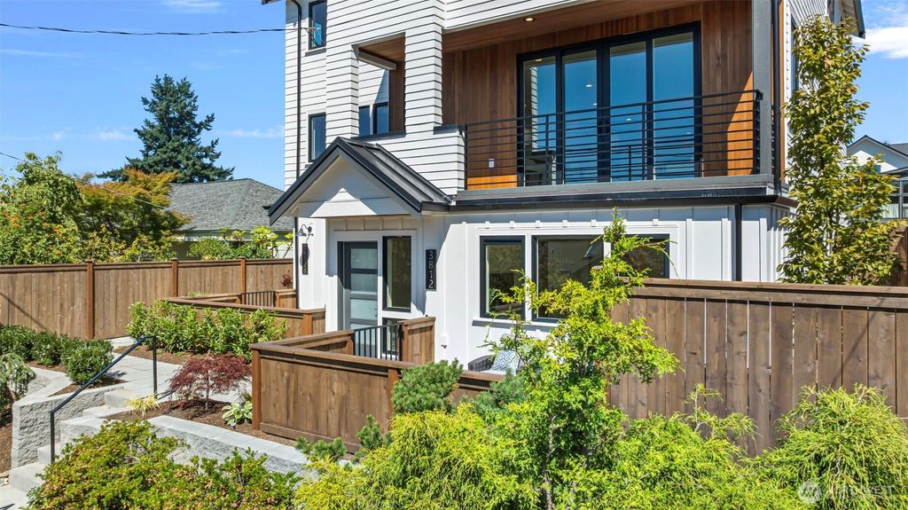 Photo of 3812 31st Avenue W, Seattle, WA 98199 (MLS # 2403599)