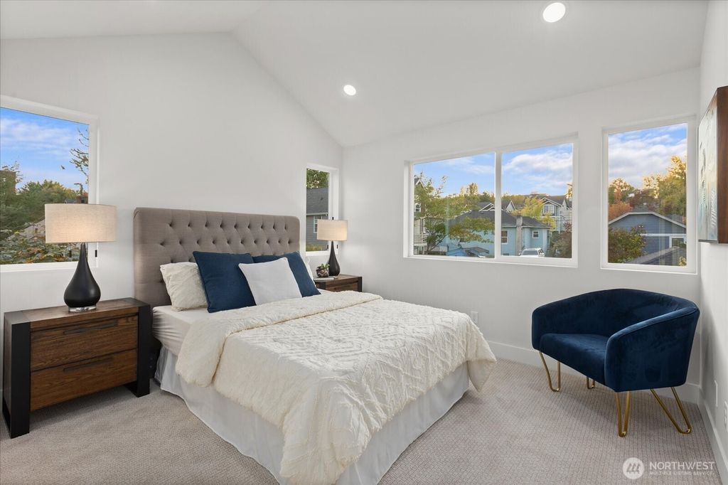 Photo of 1411 Martin Luther King Jr Way, Seattle, WA 98122 (MLS # 2438606)