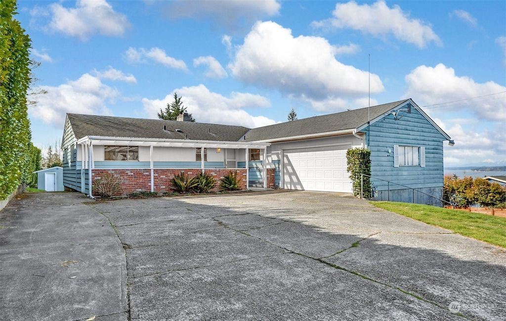 Photo of 2141 NW 201st Street, Shoreline, WA 98177 (MLS # 2049726)