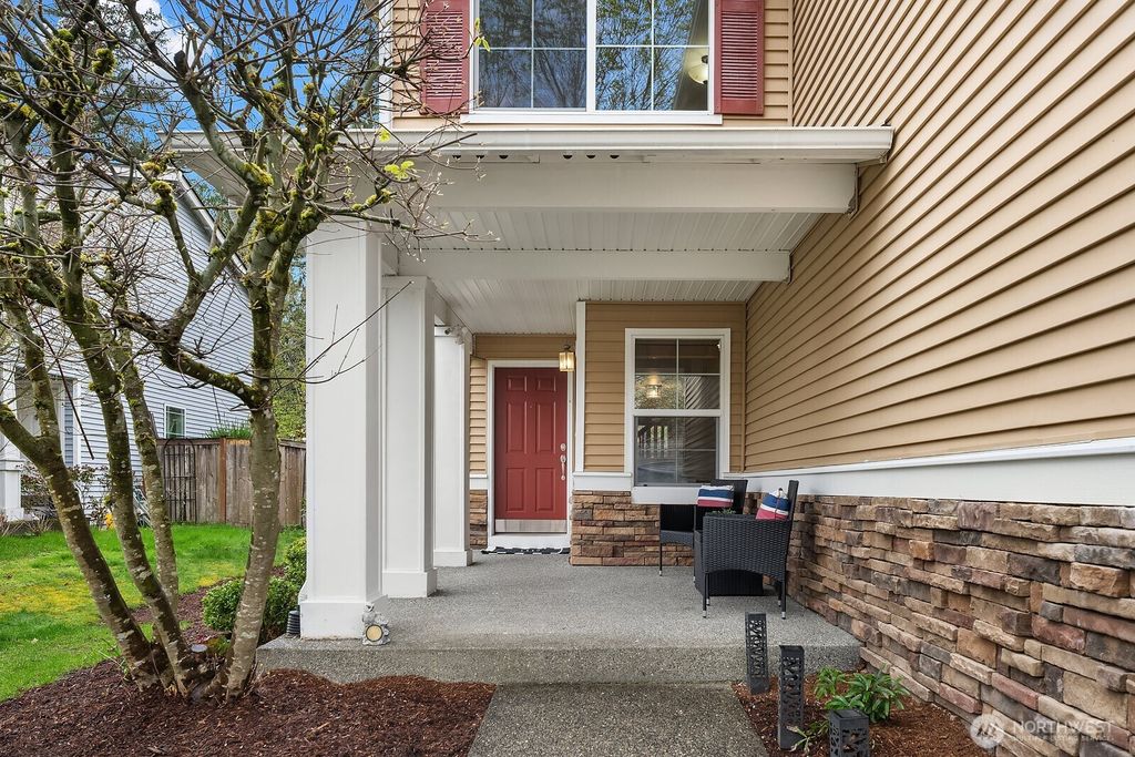 Photo of 2016 250th Place SE, Sammamish, WA 98075 (MLS # 2508407)