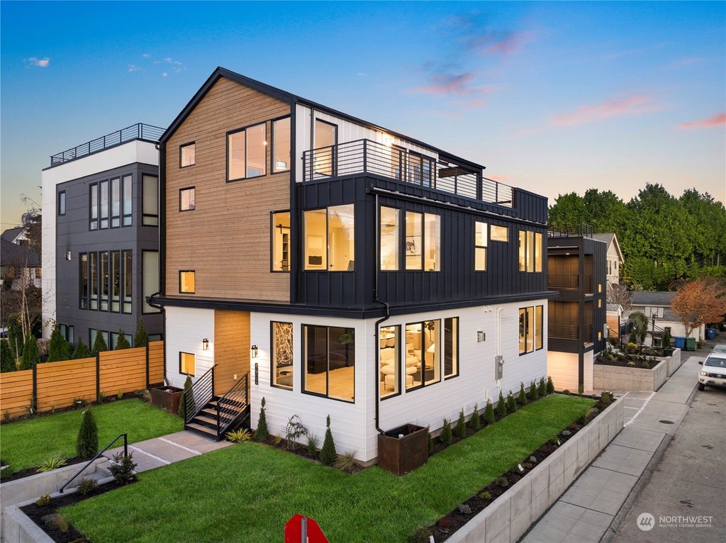 Photo of 1902 28th Avenue W, Seattle, WA 98199 (MLS # 2315504)