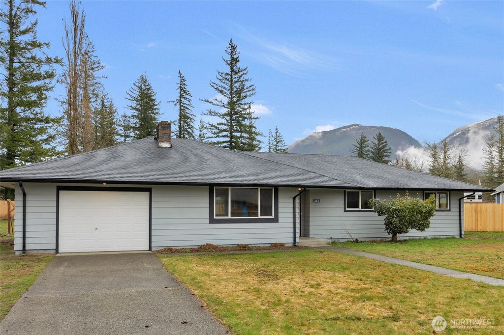 Photo of 244 5th Street, Gold Bar, WA 98251 (MLS # 2347852)