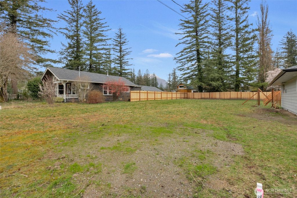 Photo of 244 5th Street, Gold Bar, WA 98251 (MLS # 2347852)
