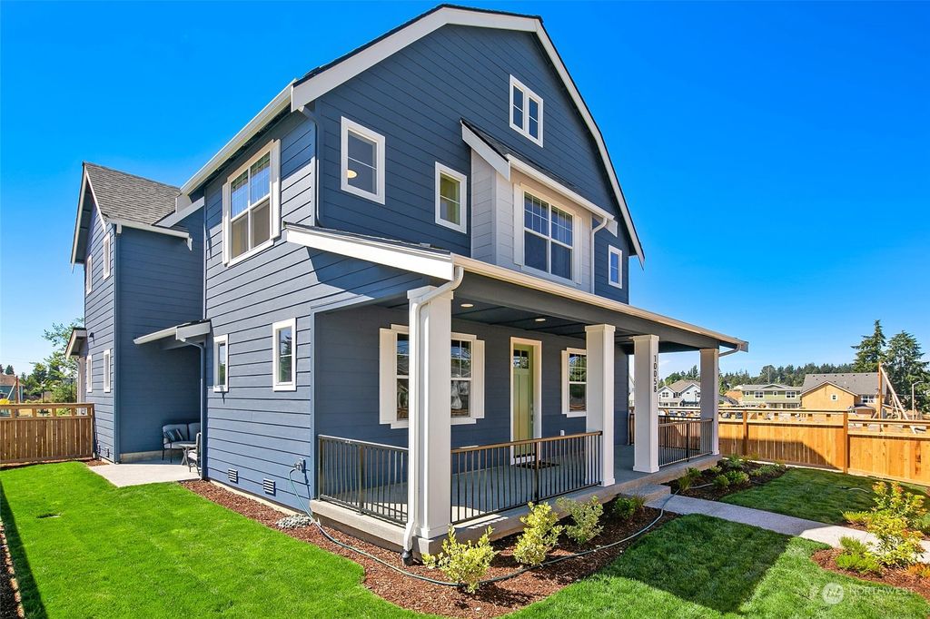 Photo of 10058 4th Lane SW #91, Seattle, WA 98146 (MLS # 2193415)