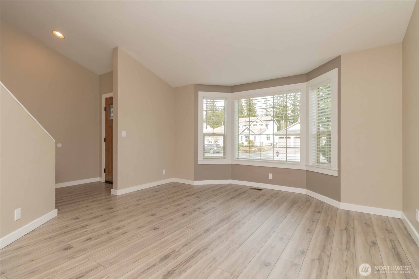 25821 Lake Wilderness Country Club Drive SE