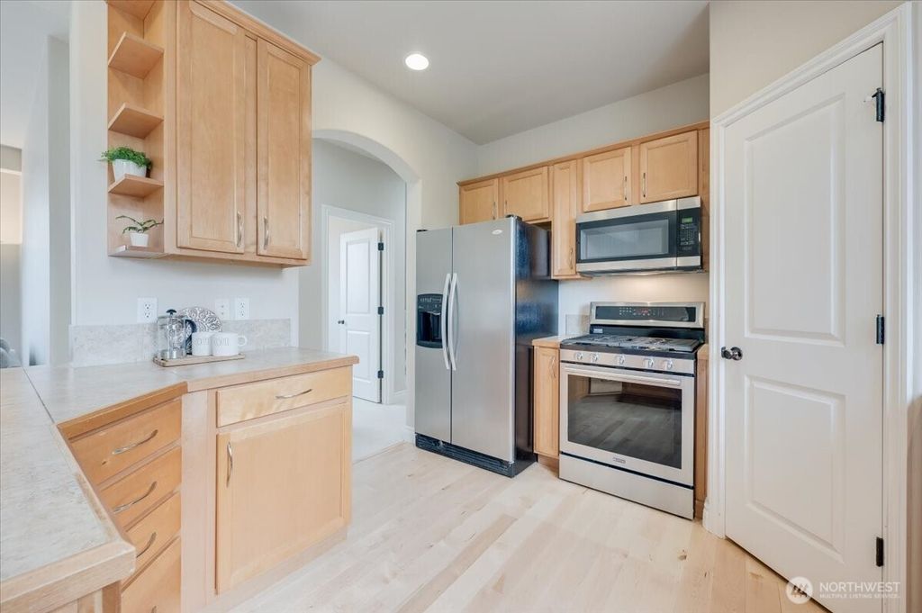 Photo of 4528 152nd Place SW, Lynnwood, WA 98087 (MLS # 2347939)