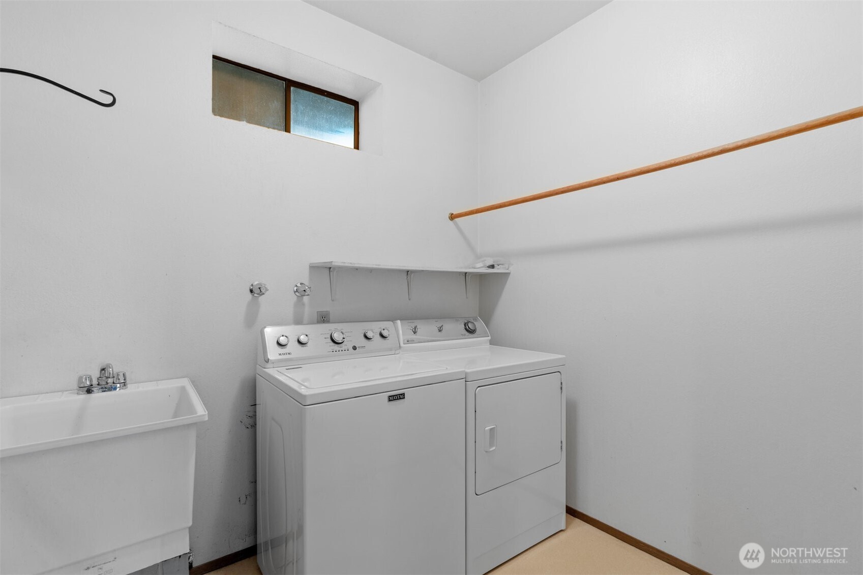 Bellevue, Washington 98006, United States, 3 Bedrooms Bedrooms, ,2 BathroomsBathrooms,Residential,Active,173296