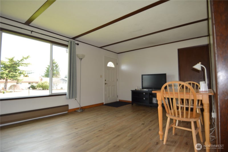359 N Matriotti Avenue