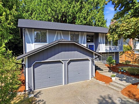 Photo of 5115 Monticello Drive, Edmonds, WA 98026 (MLS # 2566358)