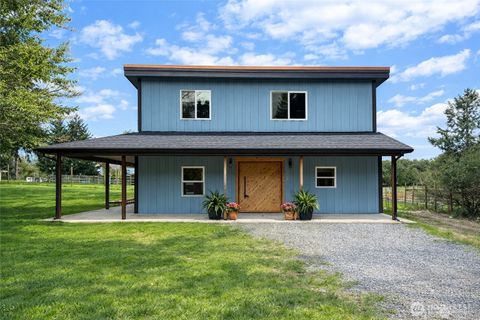 Photo of 9212 SW 274th Street, Vashon, WA 98070 (MLS # 2482228)