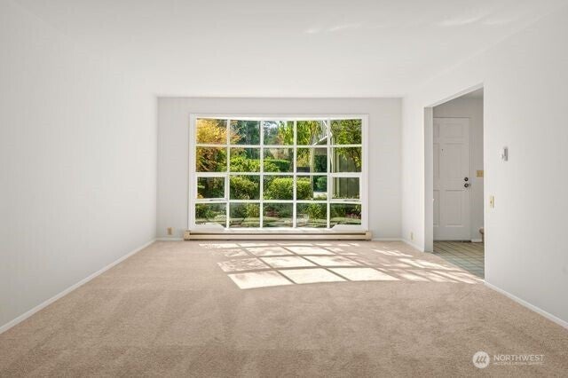 1420 Bellevue Way SE 8