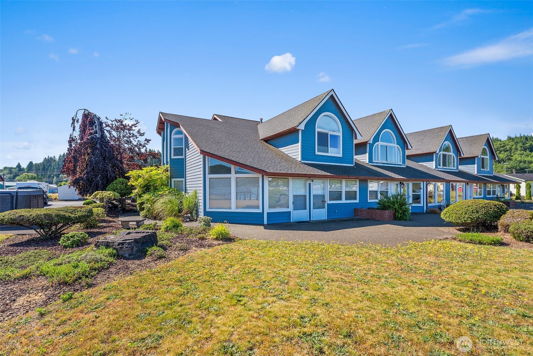 107 Robert Bush Drive E