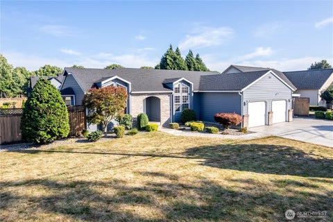 Photo of 2360 38th Avenue, Longview, WA 98632 (MLS # 2563599)
