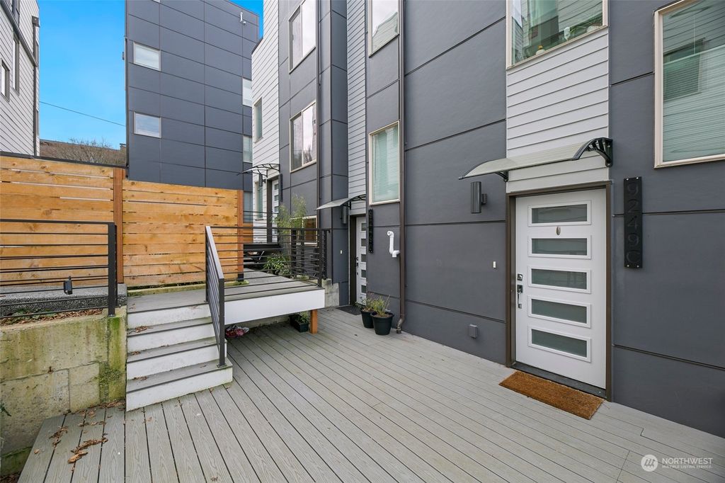 Photo of 9249 35th Avenue SW #D, Seattle, WA 98126 (MLS # 2032337)