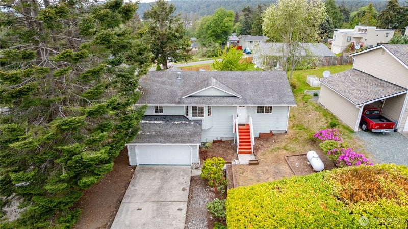 660 Cranberry Drive