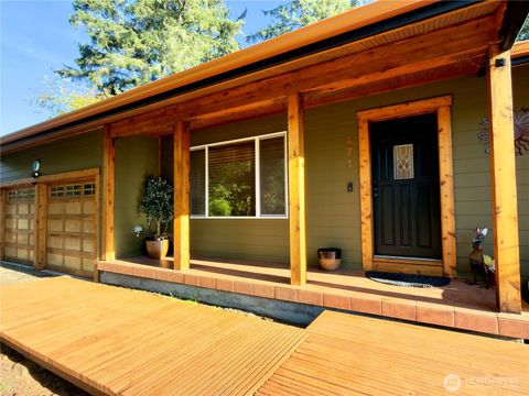 Photo of 471 Kloshe Court SE, Ocean Shores, WA 98569 (MLS # 2441724)