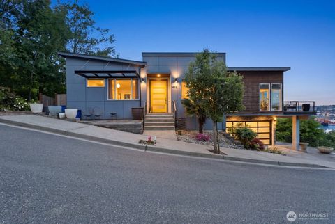 Photo of 1422 Browns Point Boulevard, Tacoma, WA 98422 (MLS # 2514088)