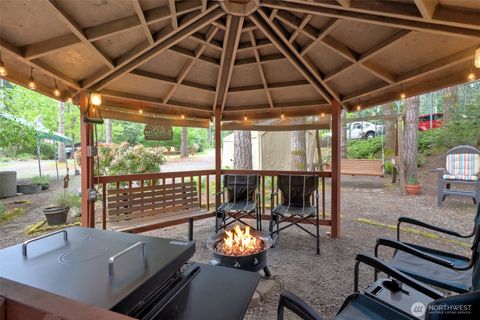Photo of 1261 E Lakeshore Drive W, Shelton, WA 98584 (MLS # 2518275)